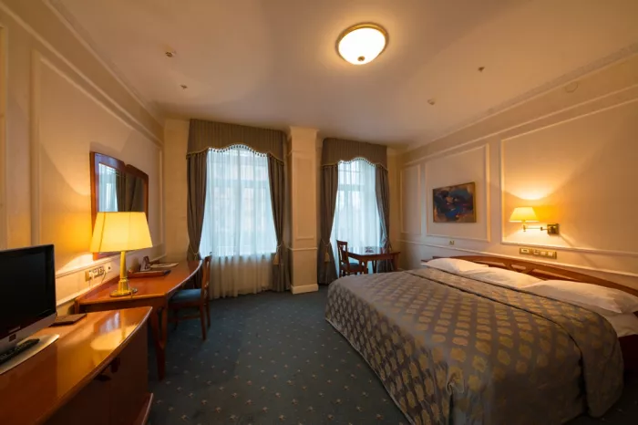 Отель "Европа" 5*
