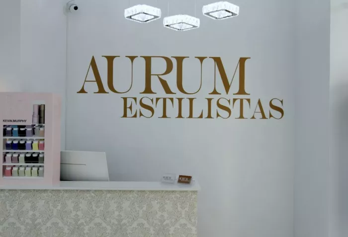 Салон красоты "Aurum Estilistas y Belleza"