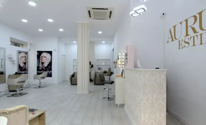 Салон красоты "Aurum Estilistas y Belleza"