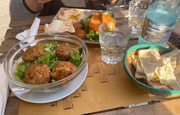 Ресторан "Hommus Snack Libanese "