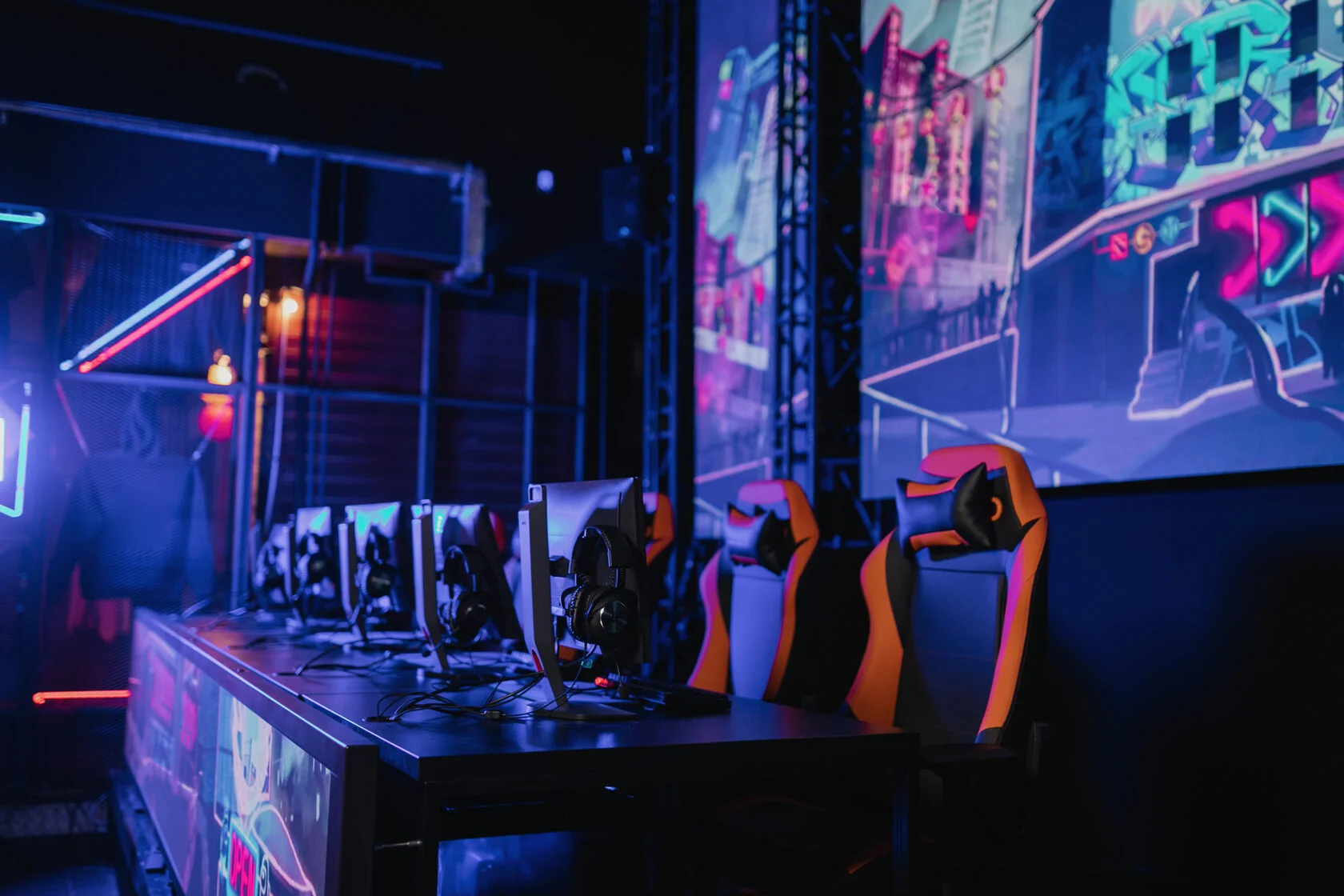 Киберплощадка "META ARENA"