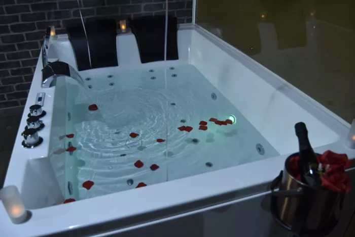 Массажный кабинет "APTC MASSAGE"
