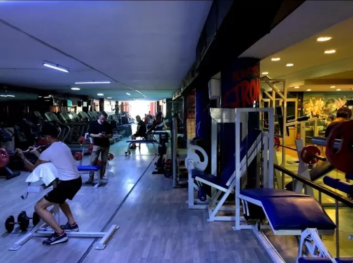 Спортивный зал "Flash Gym"