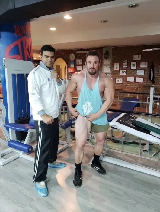 Спортивный зал "Flash Gym"