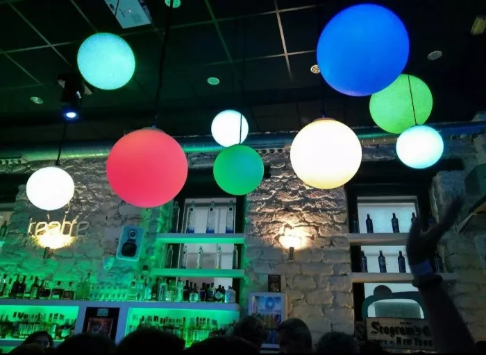 Бар "Teatre Day & Night"