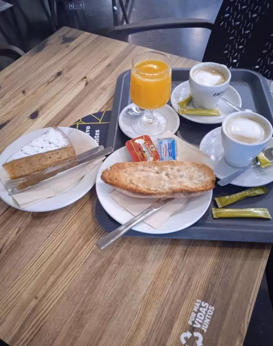 Кафе "Cafestore Alicante Terminal"