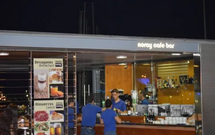 Кафе "Noray café bar Puerto de Alicante"
