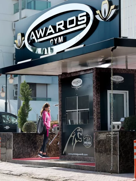 Тренажерный зал "Awaros Gym"