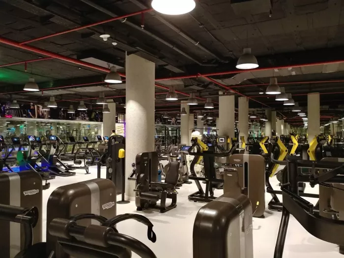 Тренажерный зал "Awaros Gym"