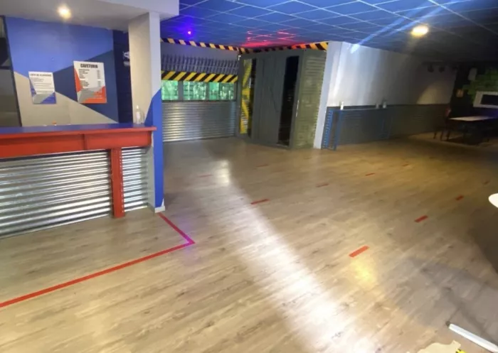 Клуб пейнтбола и лазертага "MEGAZONA ALICANTE - Centro de juego de Paintball Indoor y Laser Tag"