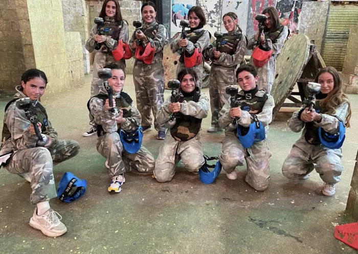 Клуб пейнтбола и лазертага "MEGAZONA ALICANTE - Centro de juego de Paintball Indoor y Laser Tag"