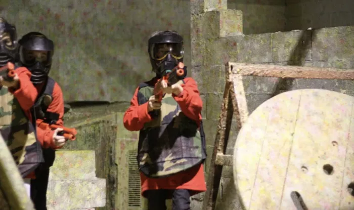 Клуб пейнтбола и лазертага "MEGAZONA ALICANTE - Centro de juego de Paintball Indoor y Laser Tag"
