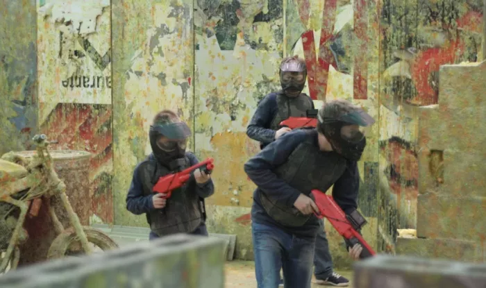 Клуб пейнтбола и лазертага "MEGAZONA ALICANTE - Centro de juego de Paintball Indoor y Laser Tag"