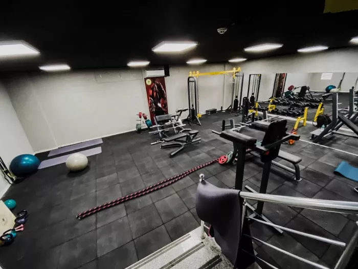 Тренажерный зал "Weaving transform Gym"