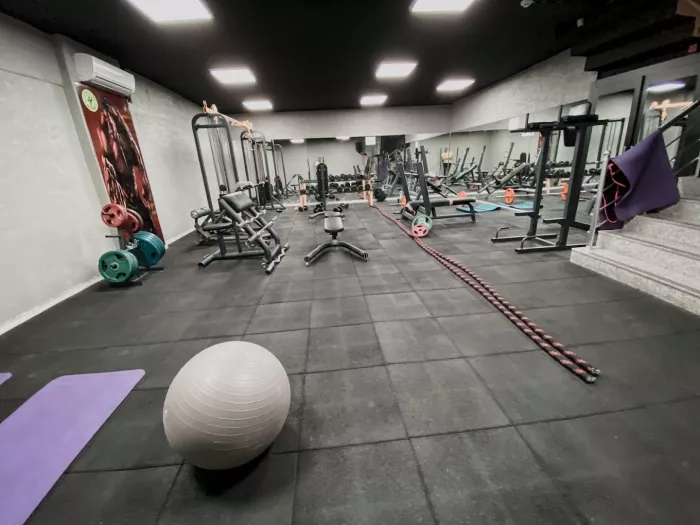 Тренажерный зал "Weaving transform Gym"