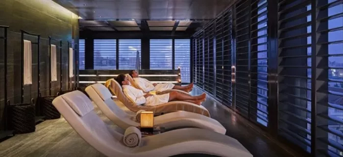  Спа-салон "Armani/SPA"
