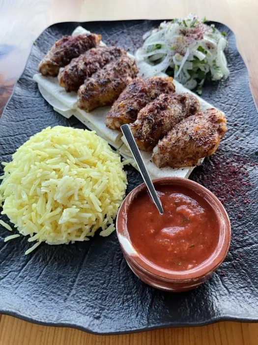 Ресторан "Quzu Restaurant & Lounge"