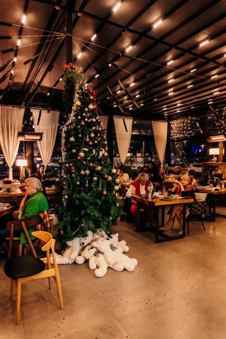Ресторан "Quzu Restaurant & Lounge"