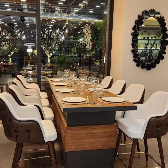 Ресторан "Quzu Restaurant & Lounge"