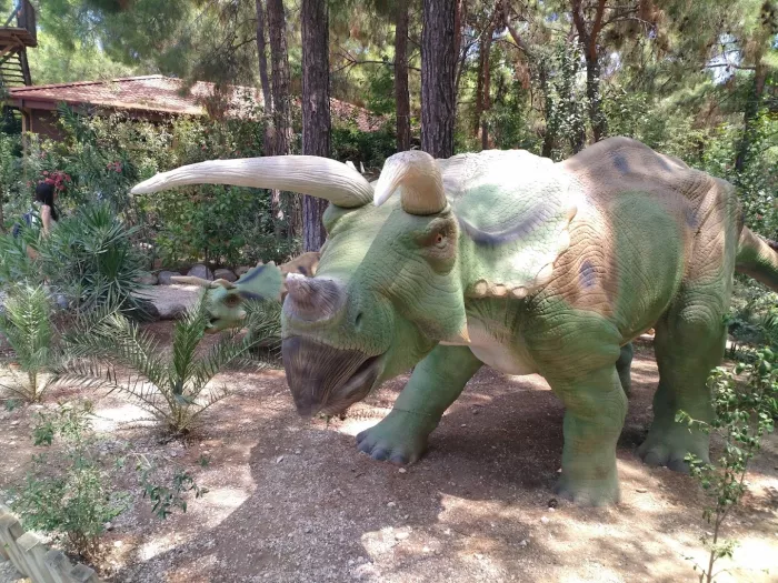 Тематический парк "Dinopark Antalya"
