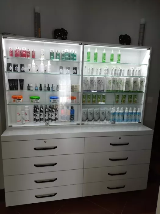 Салон красоты "Nail Zone Antalya"