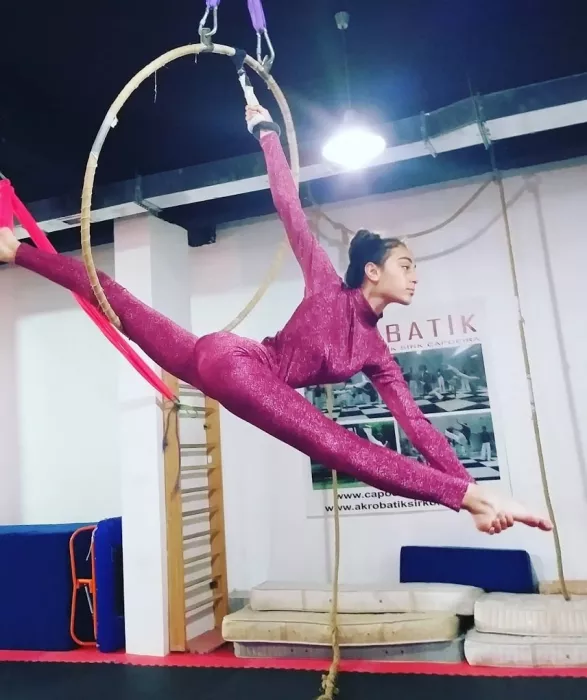 Школа "Circus School official"