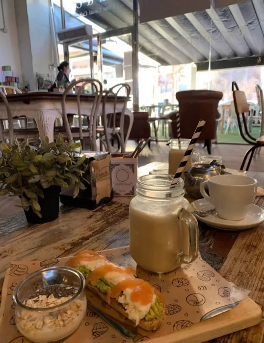 Бар "Cafetería Baker & Co"