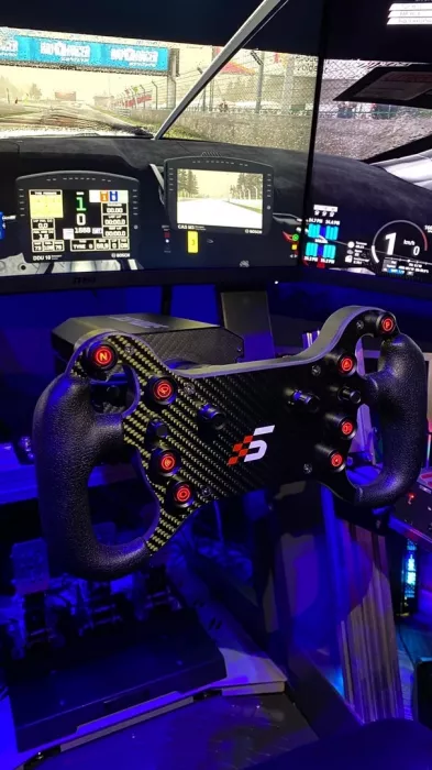 Гоночные симуляторы  "SIMRIDER"