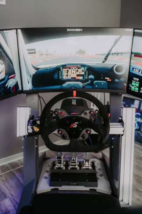 Гоночные симуляторы  "SIMRIDER"