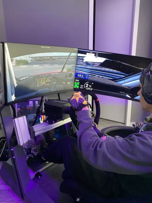 Гоночные симуляторы  "SIMRIDER"