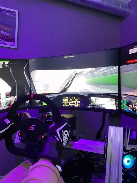 Гоночные симуляторы  "SIMRIDER"