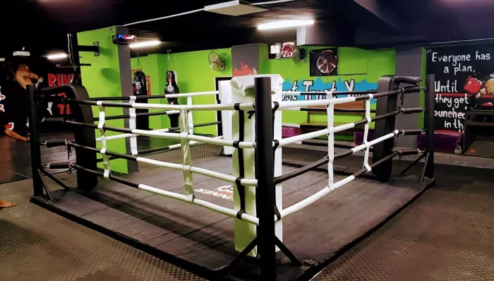 Тренажерный зал "RUNNER FITNESS CENTER FIGHT CLUB"