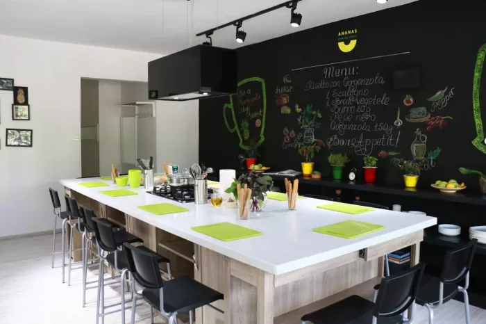 Кулинарный школа "Ananas cooking school"