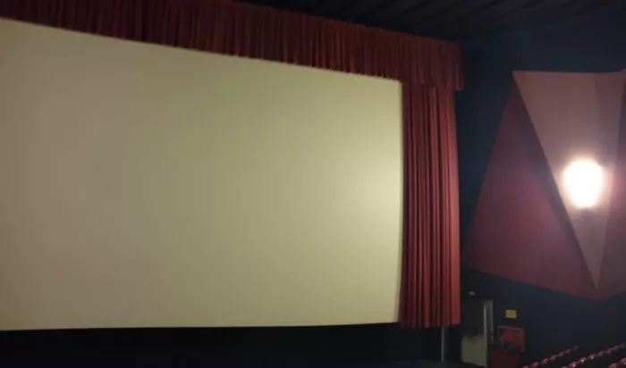 Кинотеатр "Cines IMF"