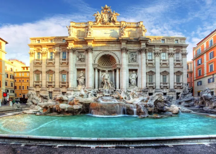 Фонта́н Тре́ви (итал. Fontana di Trevi)