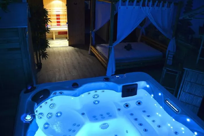 SPA LUXURY PARIS