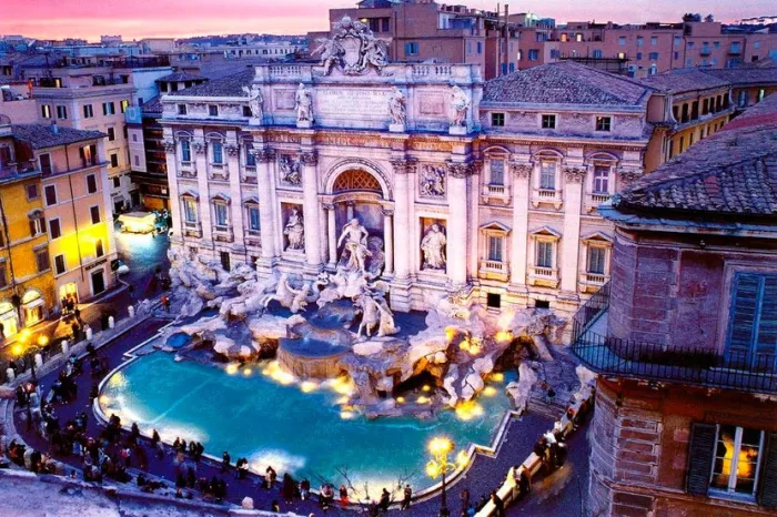Фонта́н Тре́ви (итал. Fontana di Trevi)