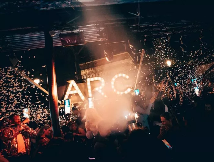 L'Arc Paris