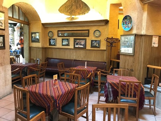 Sark Kahvesi (Şark Kahvesi)