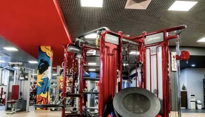 Фитнес клуб "МЕГАПОЛИС FAMILY FIT"
