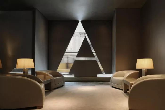 Отель “Armani Hotel Milano 5*”