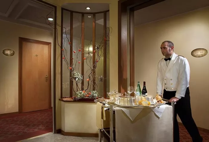 Отель "Cavour 4*"