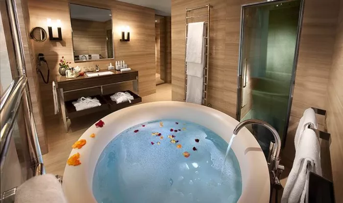 Отель "Cavour 4*"