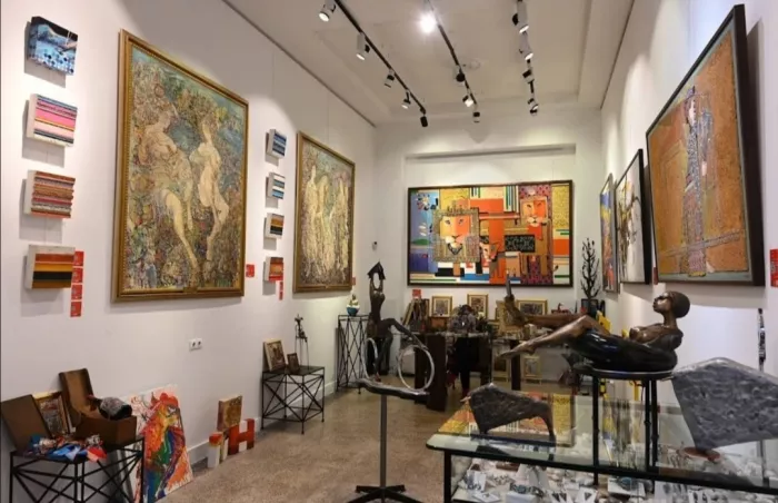 არტ გალერეა"Art Gallery Line" (Художественная галерея "Art Gallery Line")