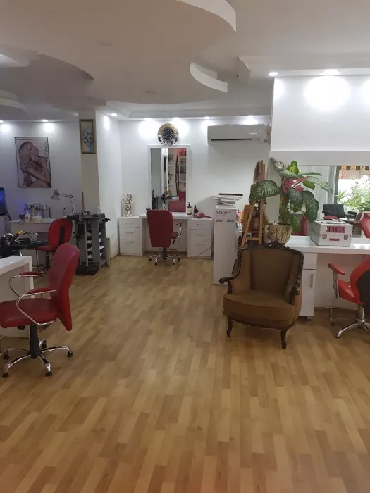 Салон красоты "She Coıffeur"
