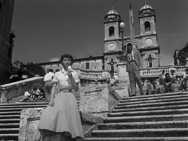 Испанская лестница ( La Scalinata di Trinità dei Monti)