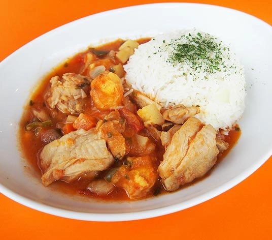 Кафе-бар - "Sakura Cafe Jimbocho"