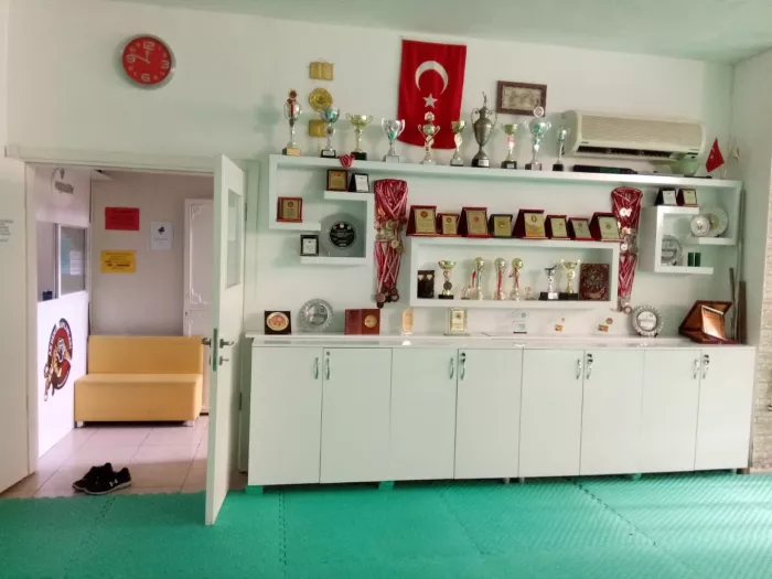 Каратэ "Akdeniz Kaplanlari Karate Ihtisas Spor Kulübü"