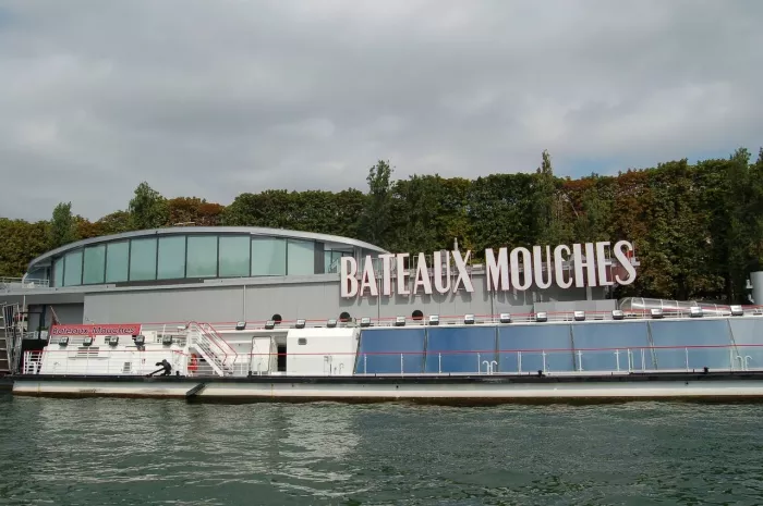 BATEAUX PARISIENS - S.E.V.P.T.E