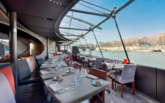 BATEAUX PARISIENS - S.E.V.P.T.E